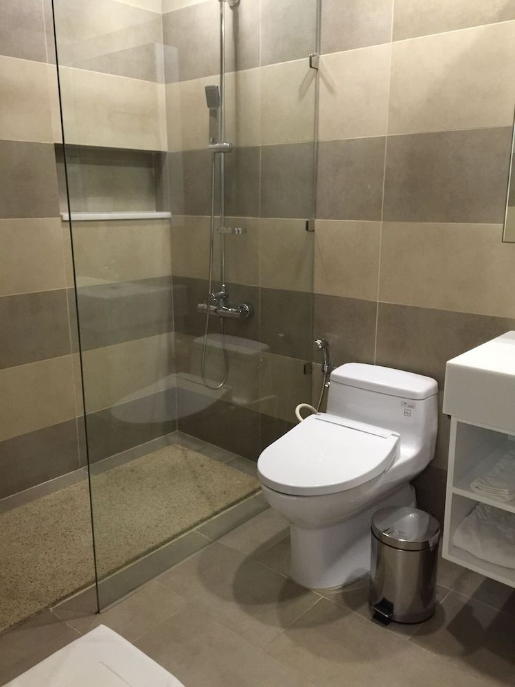 Bluesky Serviced Apartment Airport Plaza Apartment, 1 Bedroom 5