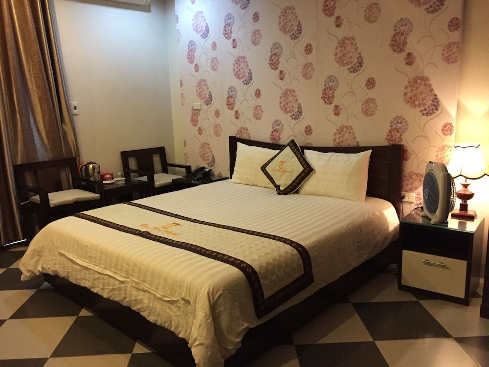 undefined Thai Hoa Hotel 10