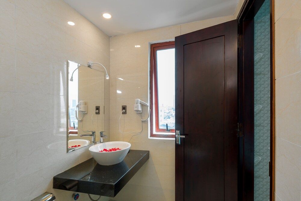 Bantique Hotel Suite Double 6