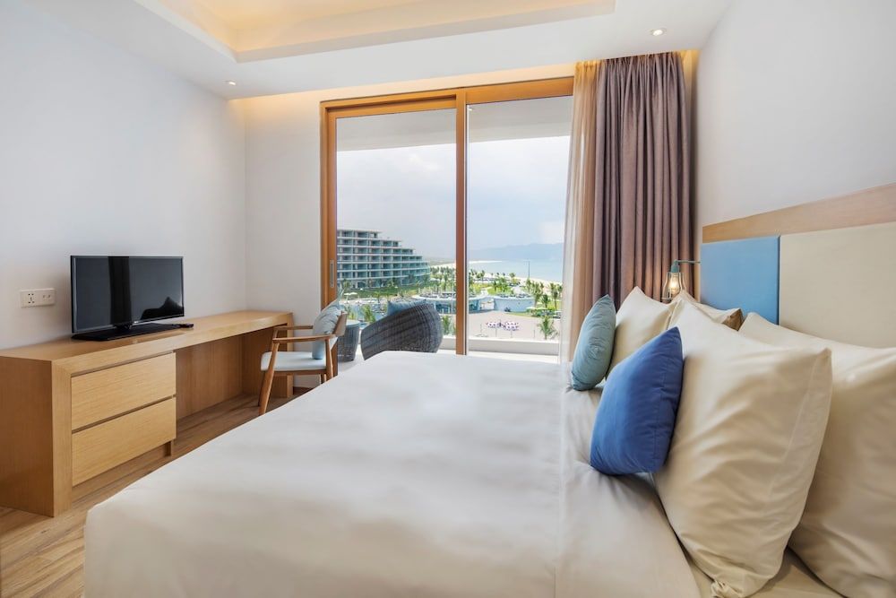 FLC Luxury Hotel Quy Nhon Family Suite, 2 Bedrooms, Sea View 2