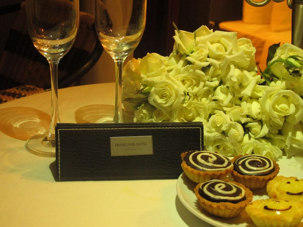 undefined Finnegans Hotel 10