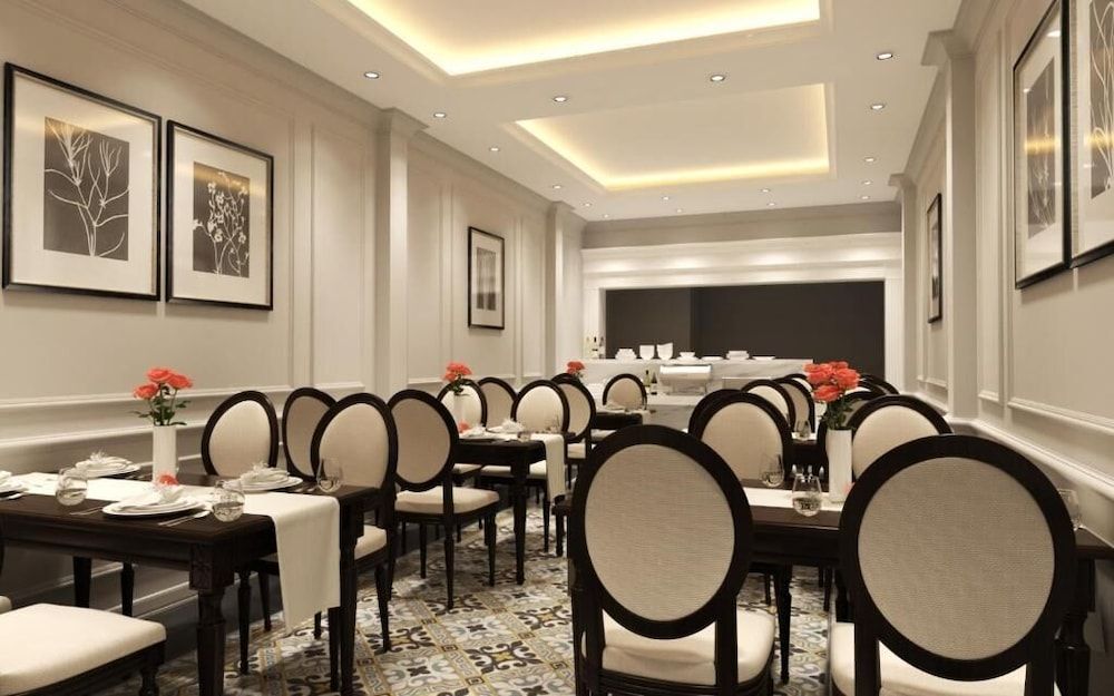 undefined Eco Luxury Hotel Hanoi 4