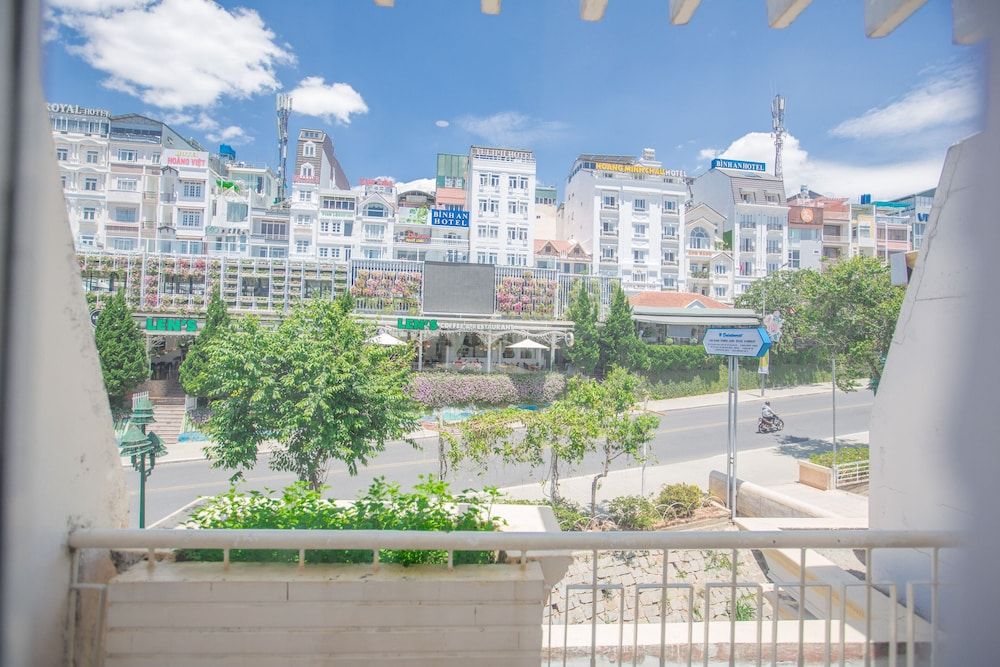 Nice Dream Dalat Hotel Superior Double or Twin Room 40