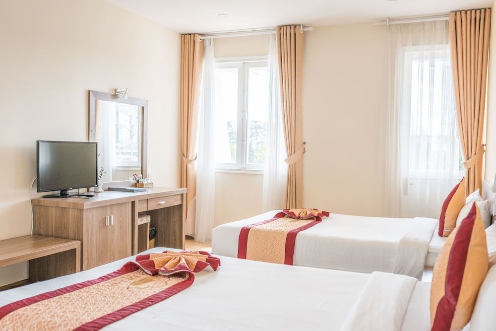 Nice Dream Dalat Hotel Superior Double or Twin Room 4