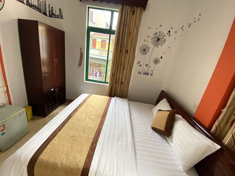 undefined Alex Ha Long Hotel 10