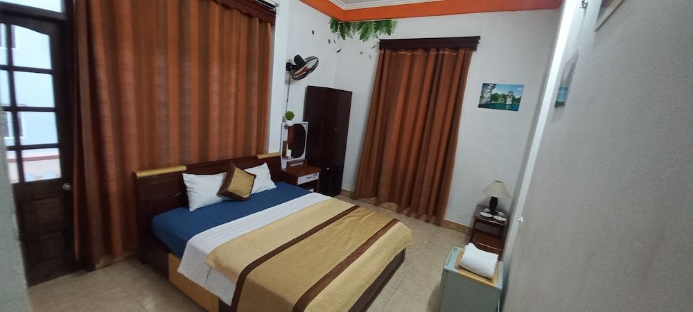 undefined Alex Ha Long Hotel 8