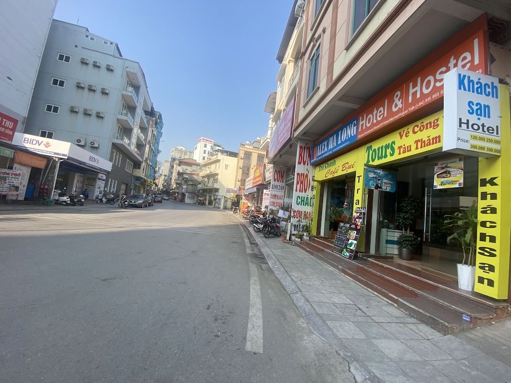 undefined Alex Ha Long Hotel 5