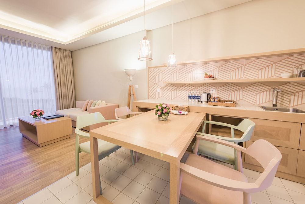 FLC Luxury Hotel Samson Family Suite 8