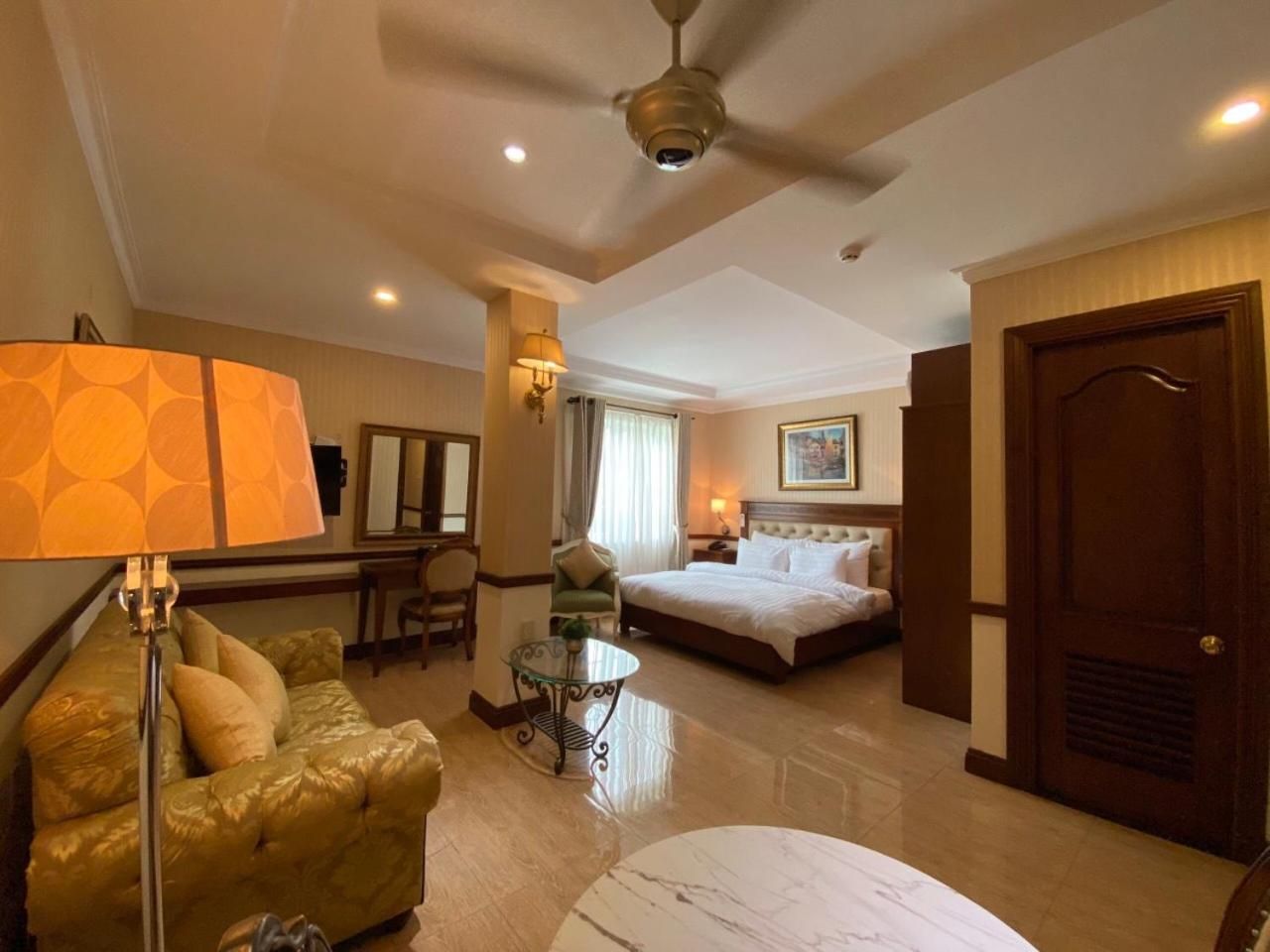 undefined Central Hotel and Residences 9