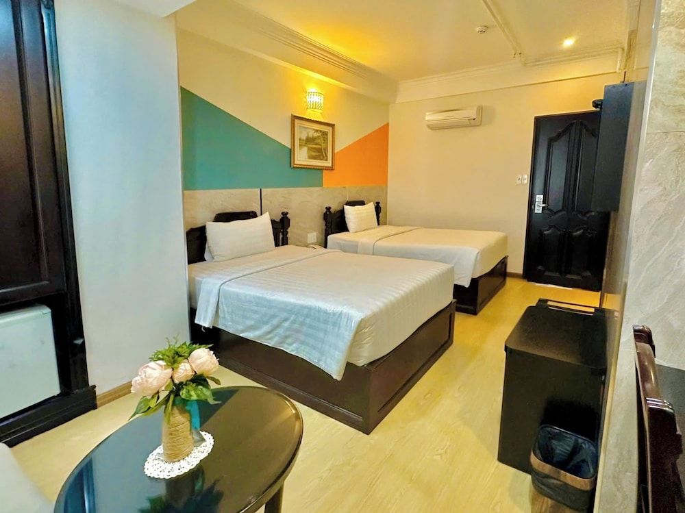 undefined Sunrise Central Hotel