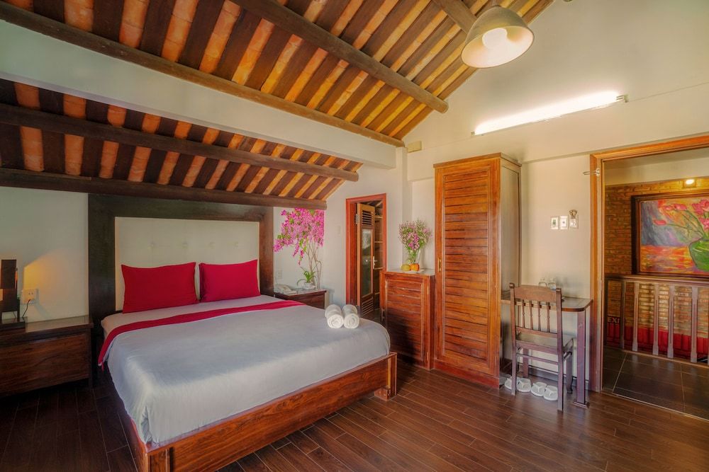 Premier Double Room, River View