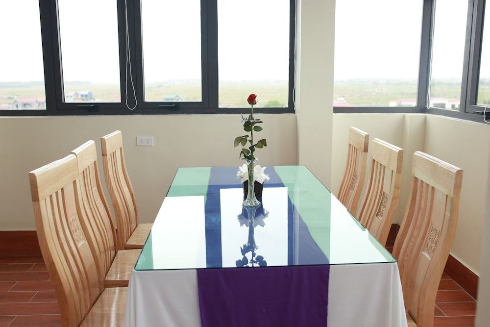 undefined Family Airport Hotel 5