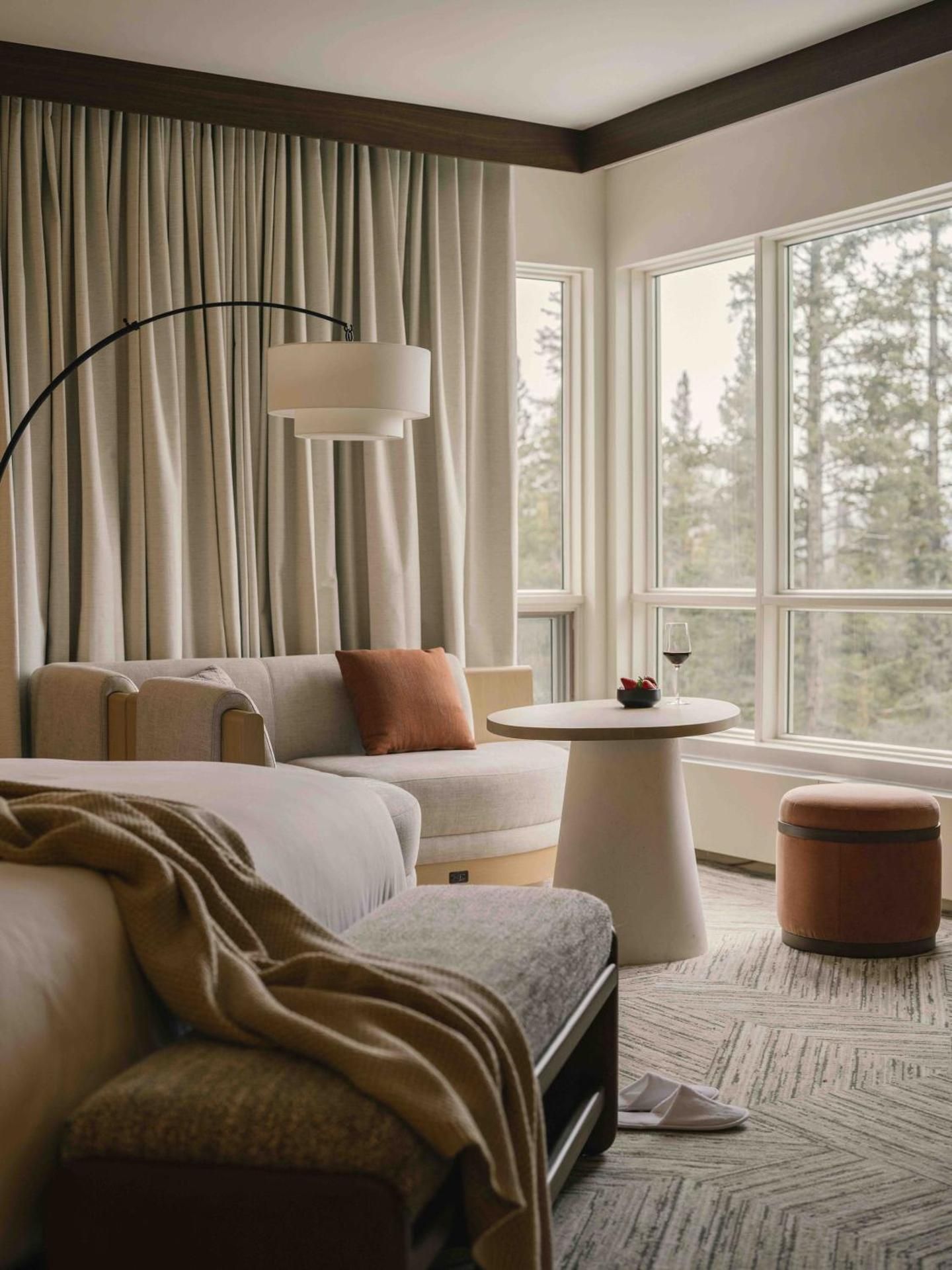 Luxury Peak View Queen Queen