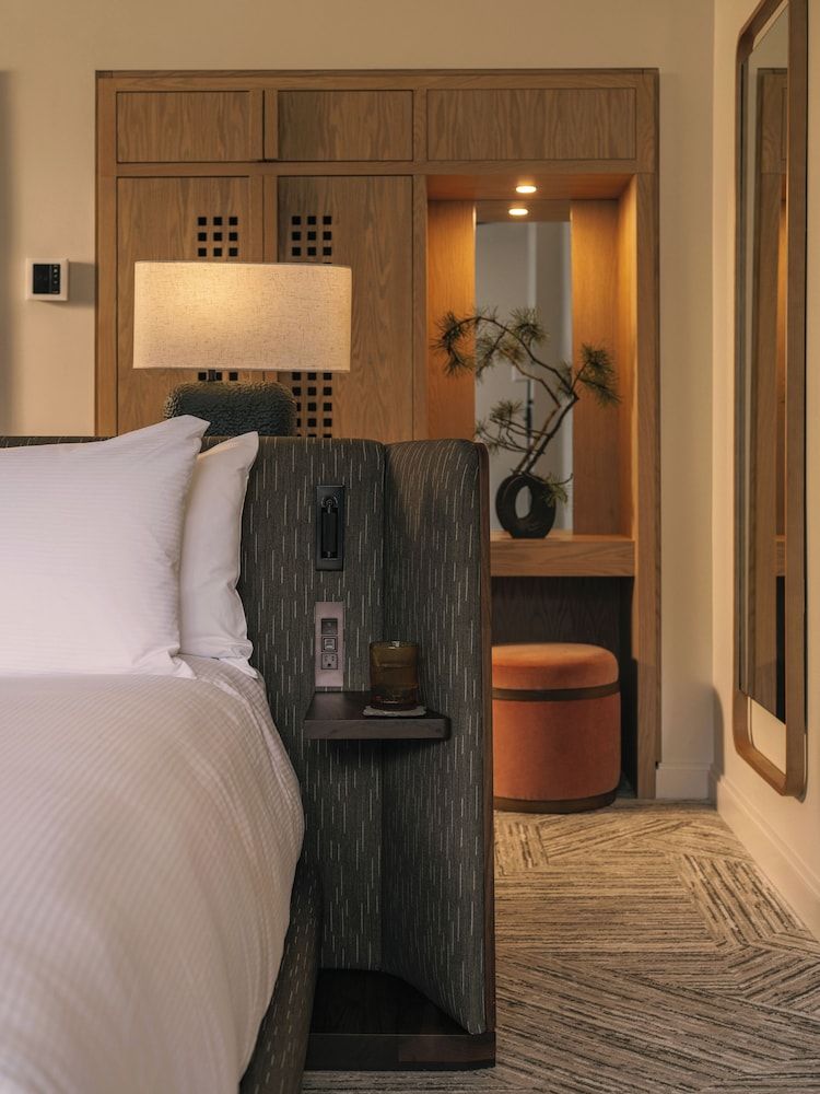 undefined Rimrock Banff, Emblems Collection 7