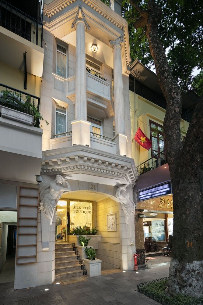 undefined Silk Path Boutique Hanoi 2