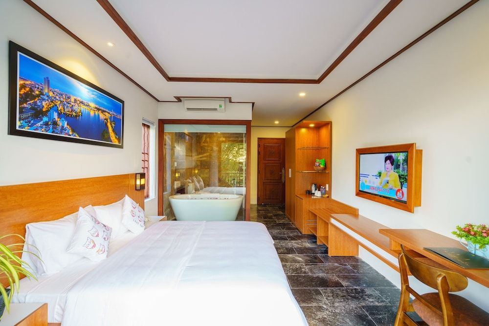 CIC Hoi An Villa Family Room, 2 Bedrooms, Non Smoking, Pool View 10
