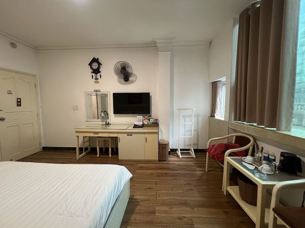 undefined A25 Hotel - 19 Bui Thi Xuan 8