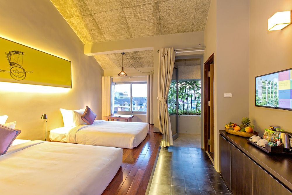 Mulberry Collection Silk Eco Superior Twin Room, City View