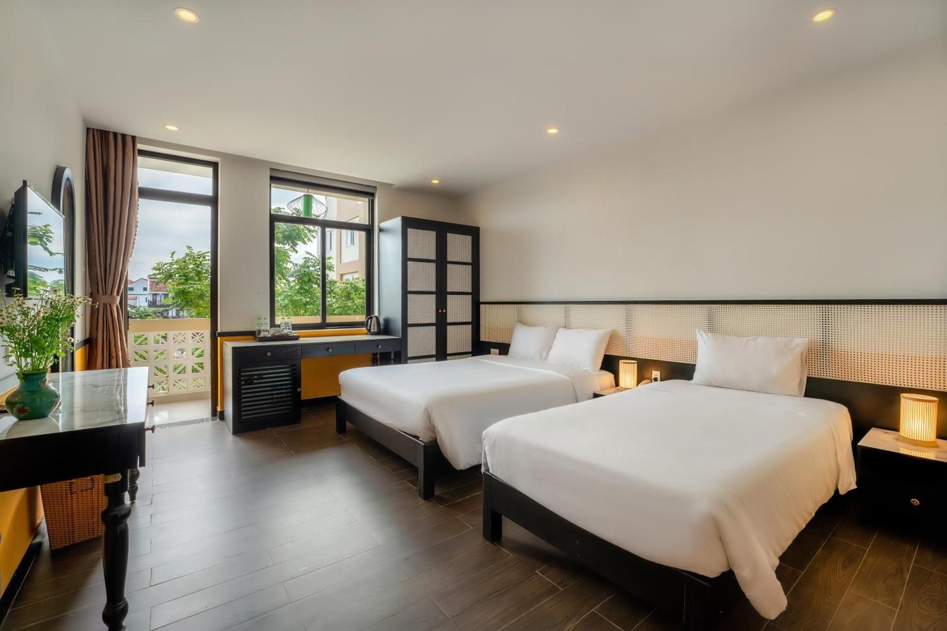Deluxe Triple Room