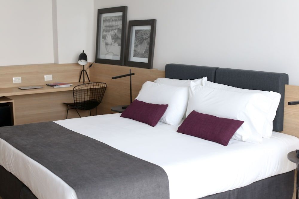 Classic Room, 1 King Bed