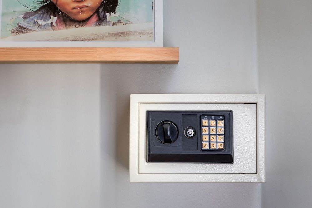 Milhouse Avenue - Hostel Quadruple Room, Private Bathroom 4