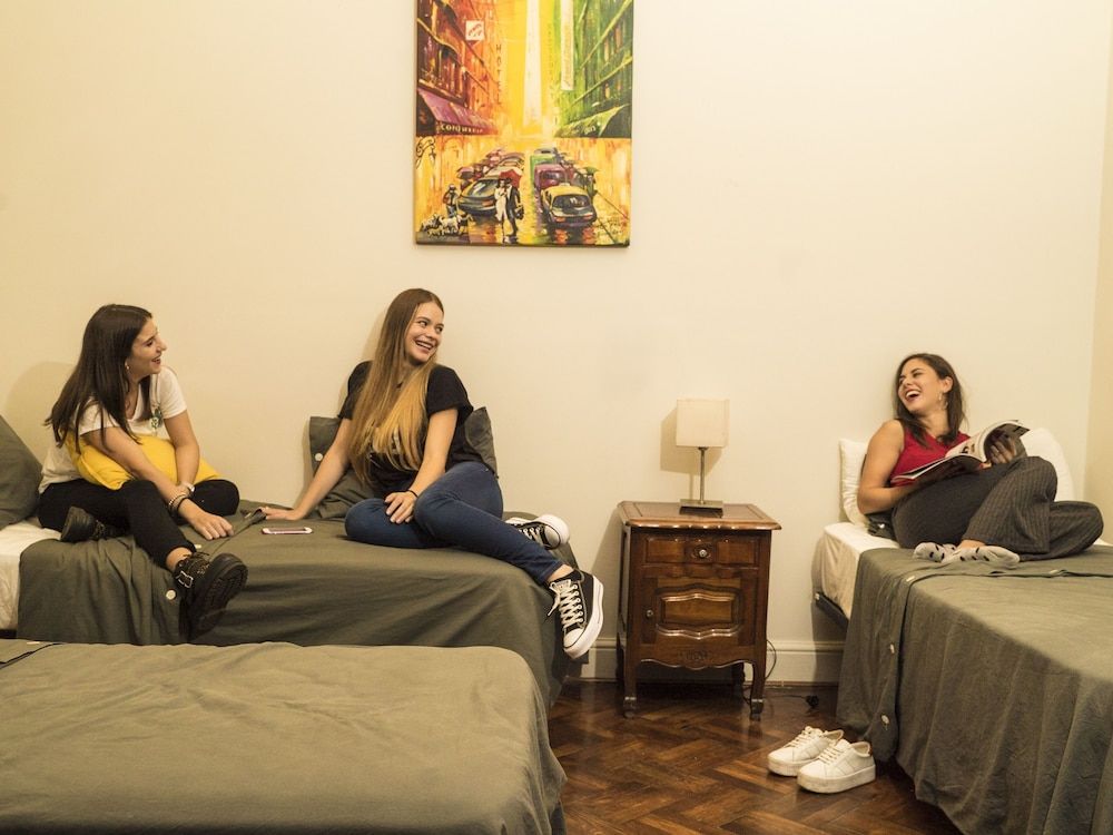 Milhouse Avenue - Hostel Triple Room, Private Bathroom 2