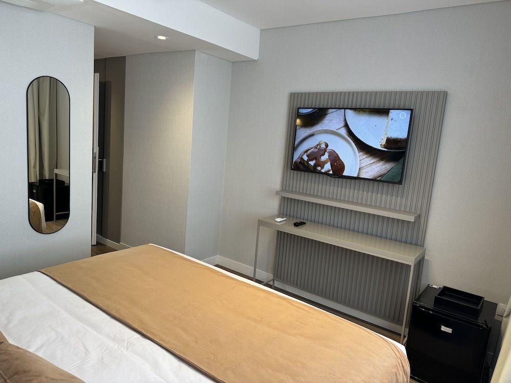 Guemes Hotel & Spa Superior Room