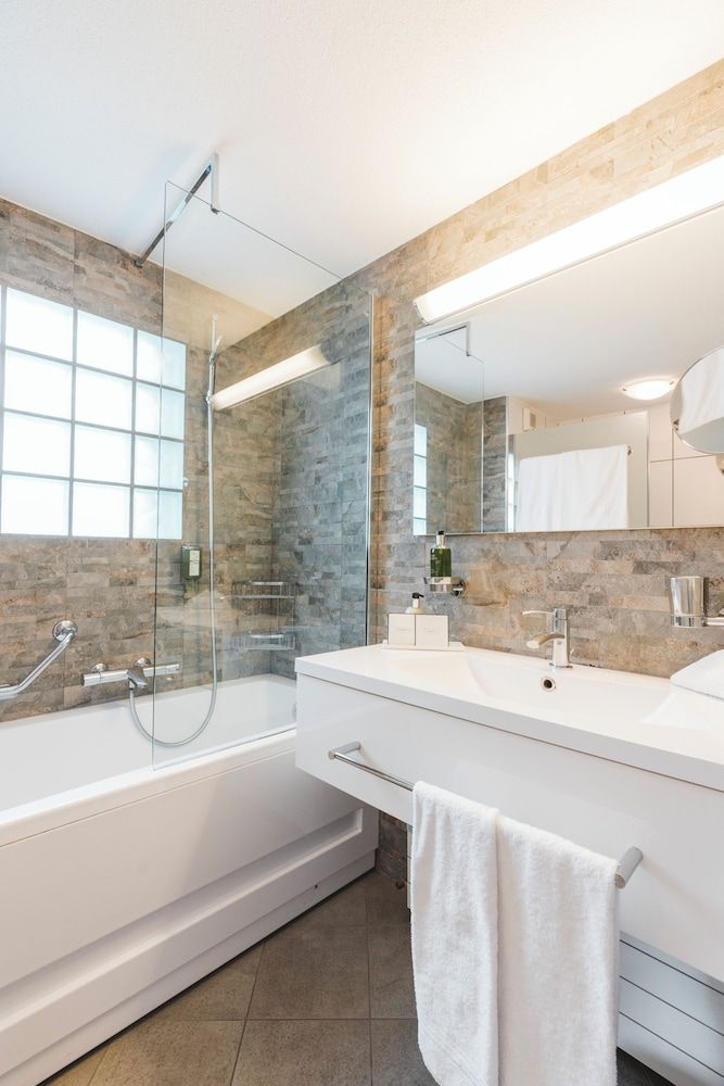 Alpen Resort & Spa Zermatt Panoramic Twin Room, Mountain View, Mountainside 6