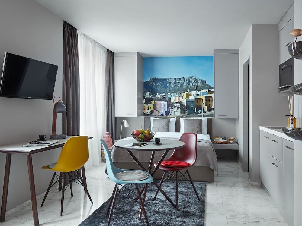 undefined VISIONAPARTMENTS Zurich Militärstrasse