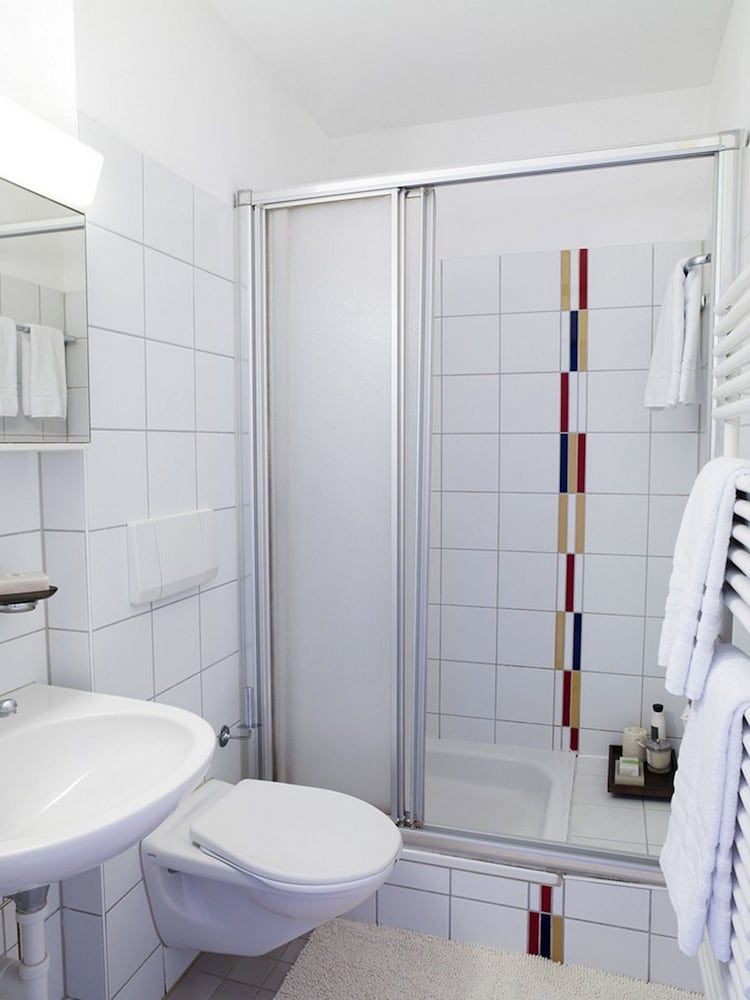 VISIONAPARTMENTS Zurich Cramerstrasse 2-6 2 Bedroom Apartment Mini, Building 2-6 2