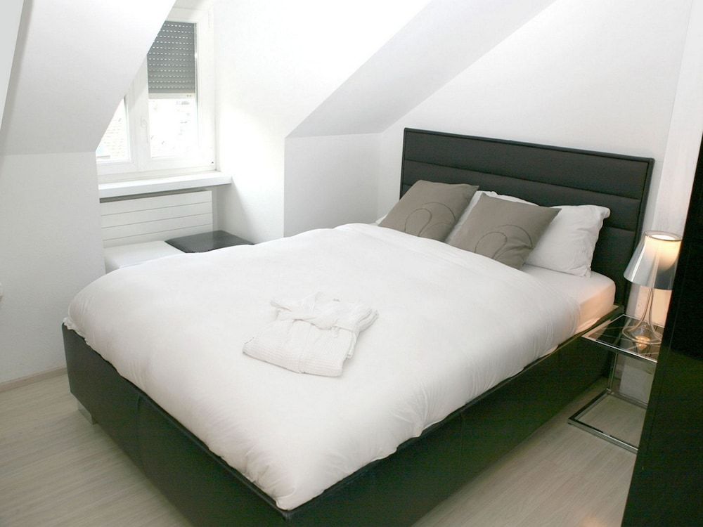 undefined VISIONAPARTMENTS Zurich Cramerstrasse 2-6 3