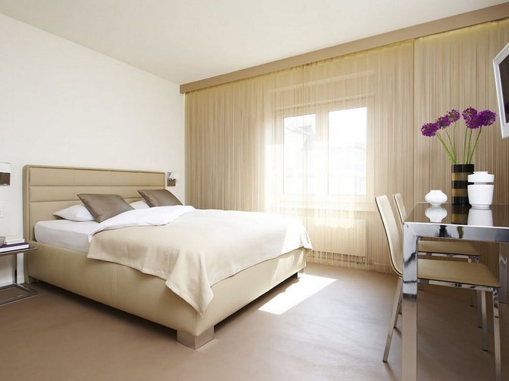 VISIONAPARTMENTS Zurich Cramerstrasse 2-6 Studio Apartment Junior, Building 2-6