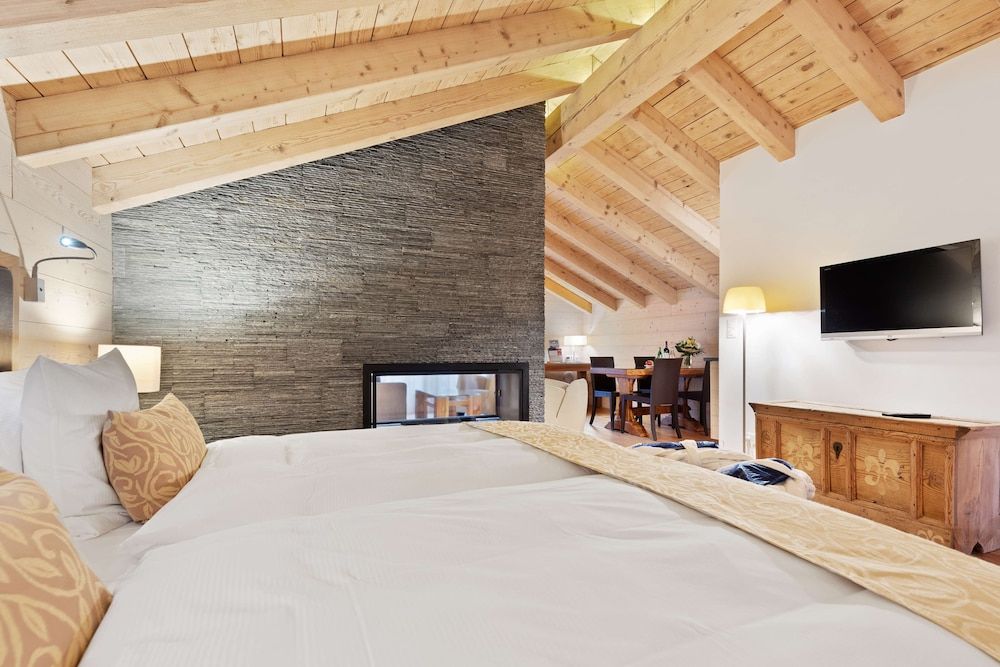 Suite (Chalet - Matterhorn View)