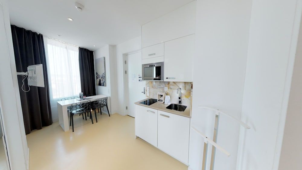 VISIONAPARTMENTS Zurich Wolframplatz 2 Bedroom Apartment Mini 3
