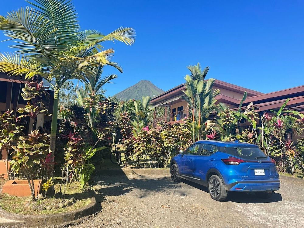 undefined Aunty Arenal Lodge