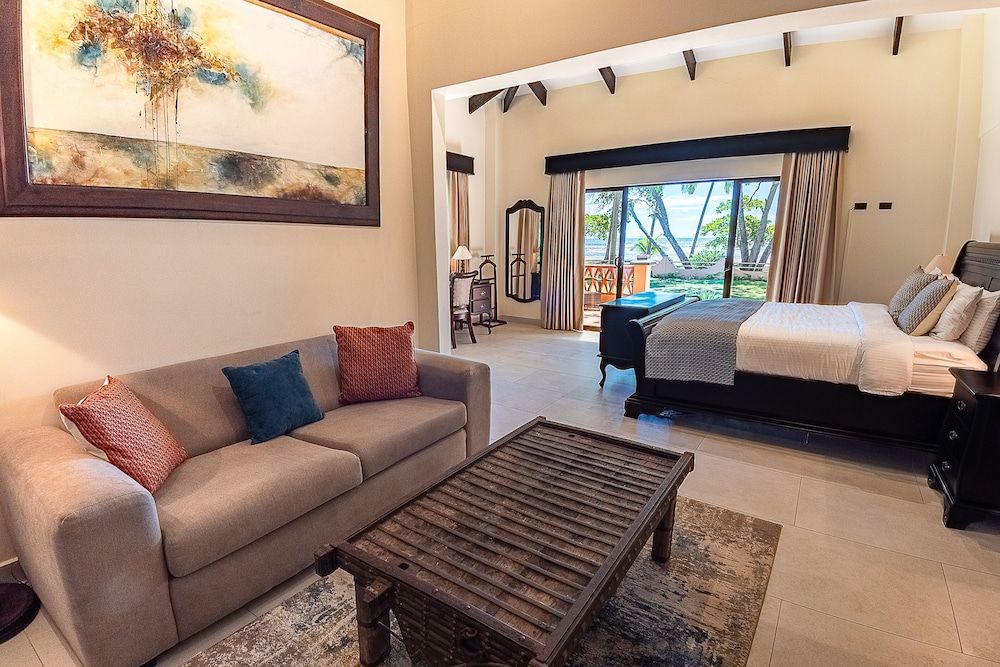 Deluxe Room, 1 King Bed