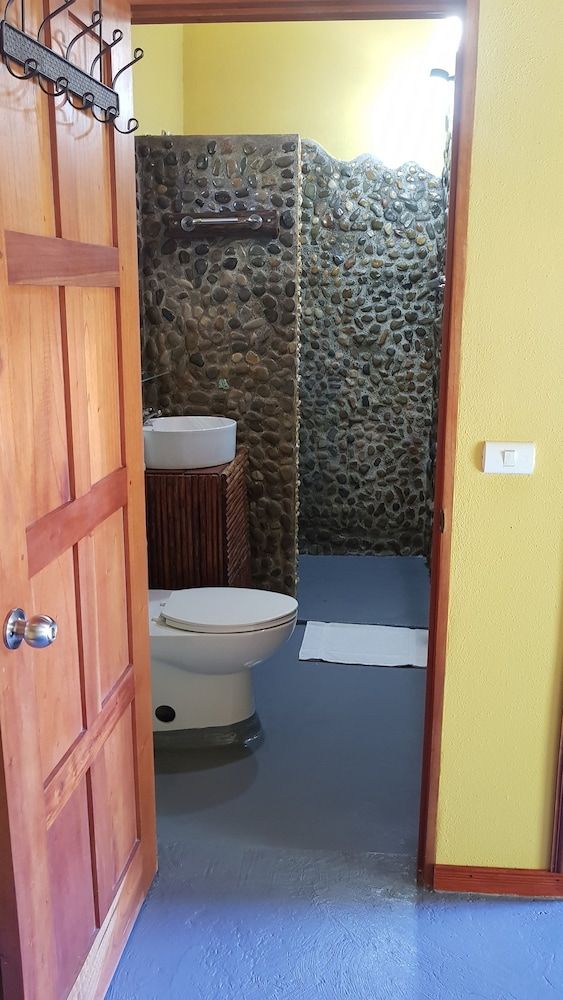 Deluxe Triple Room, 1 Bedroom, Garden Area