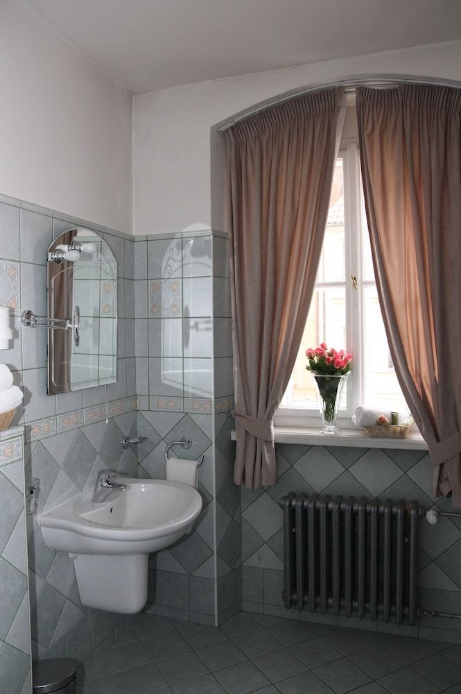 Prague Golden Age Deluxe Double Room 8
