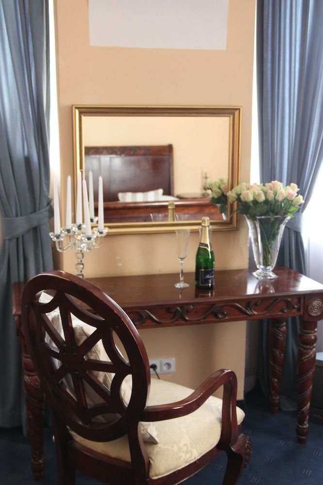 Prague Golden Age Deluxe Double Room 11