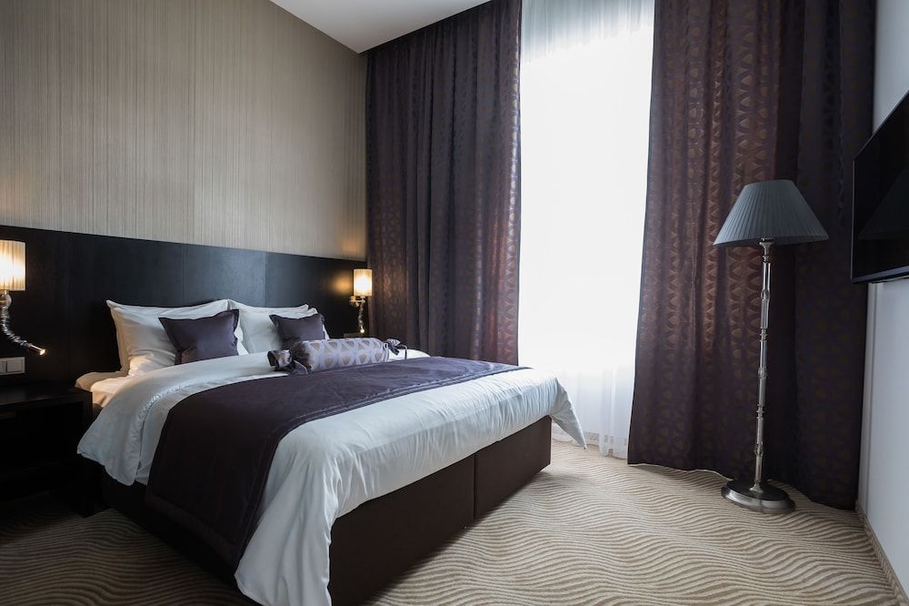 Myo Hotel Wenceslas Family Suite, 1 King Bed with Sofa bed 3
