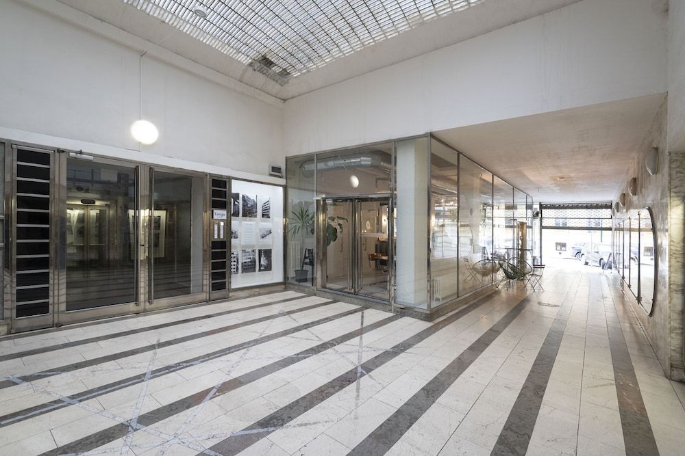 undefined New Town - Apple Apartments 4