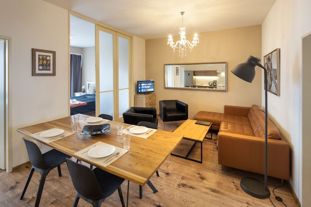 undefined New Town - Apple Apartments