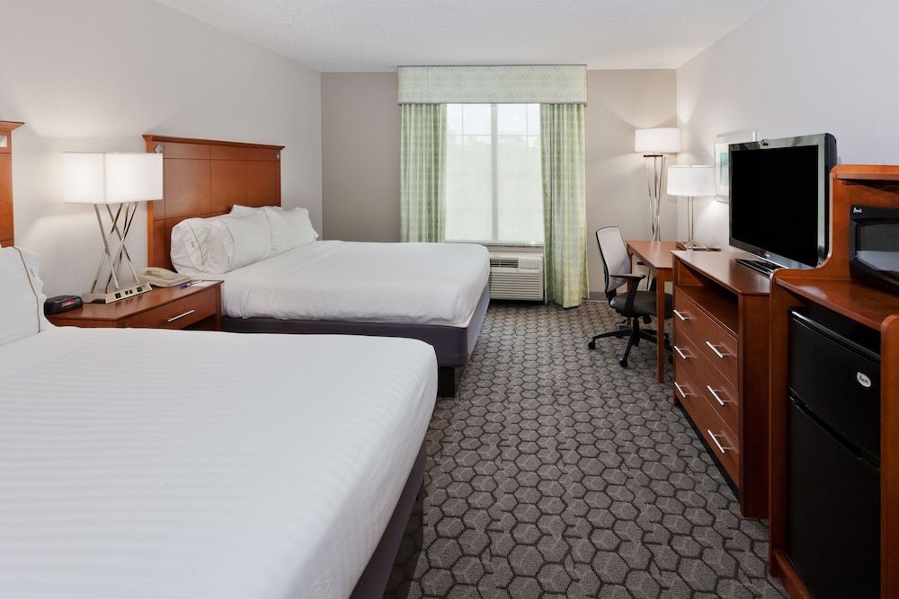 Suite, Multiple Beds, Accessible (Mobility, Accessible Tub)
