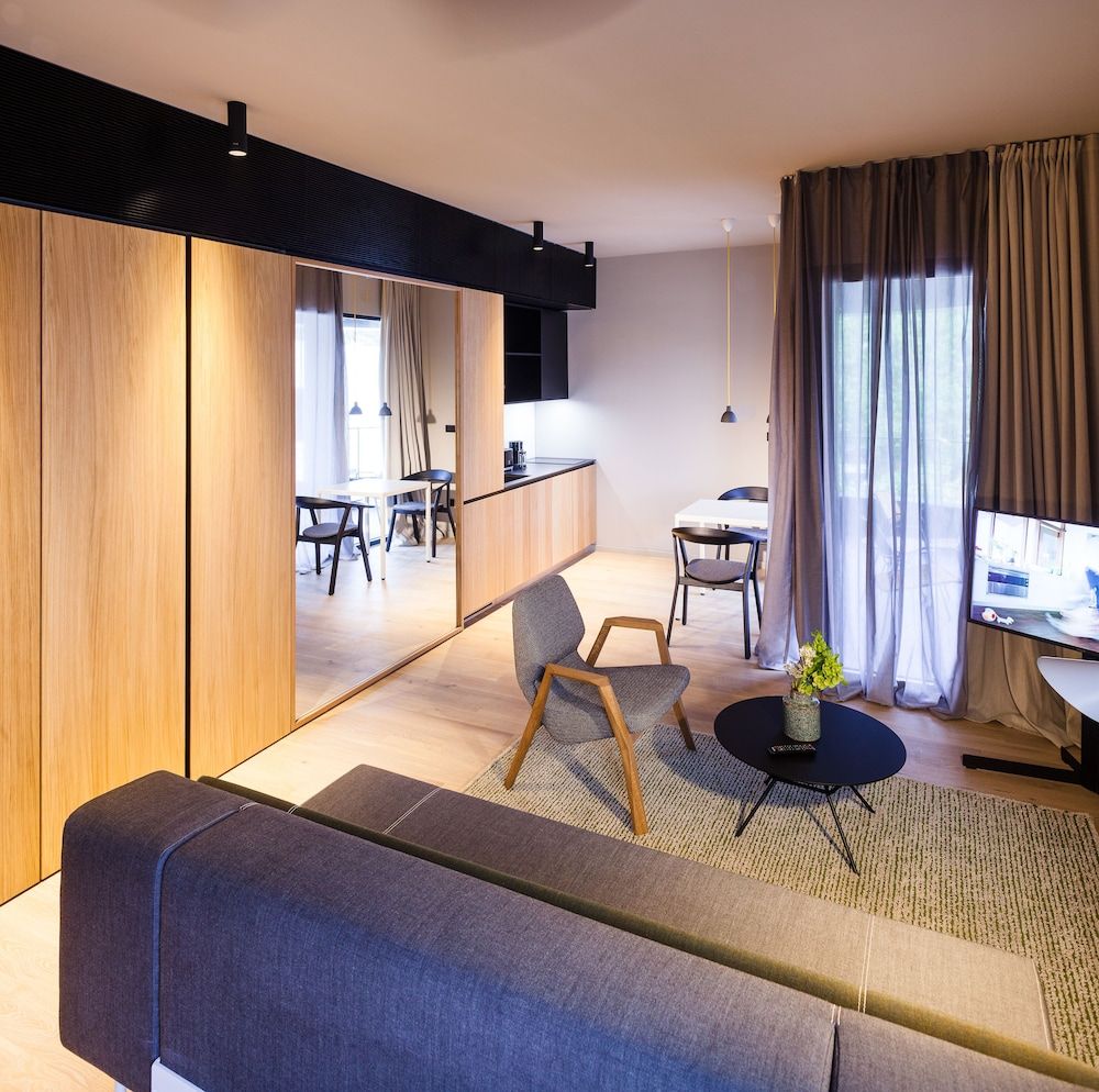 Studio apartment, Balcony, Garden view