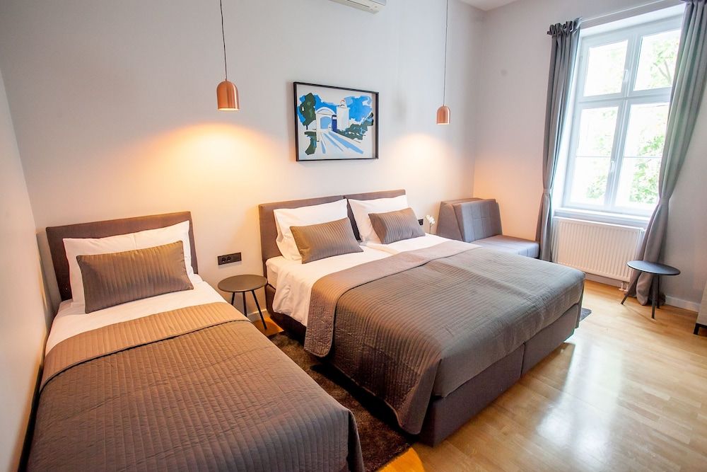 Zagreb City Vibe Apartments & Rooms