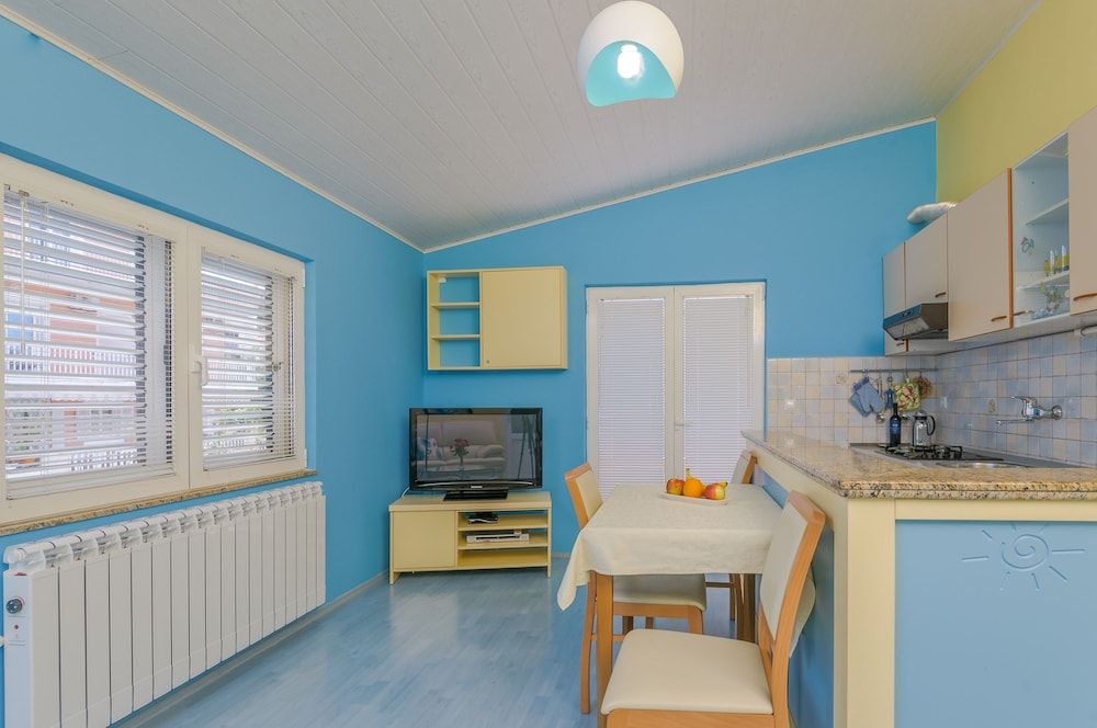 Komazin Apartment More 8