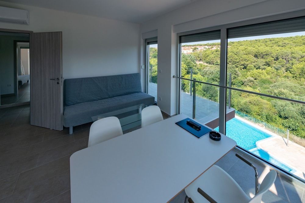 Premantura Resort - Hotel & Restaurant Suite, 2 Bedrooms, Balcony 5