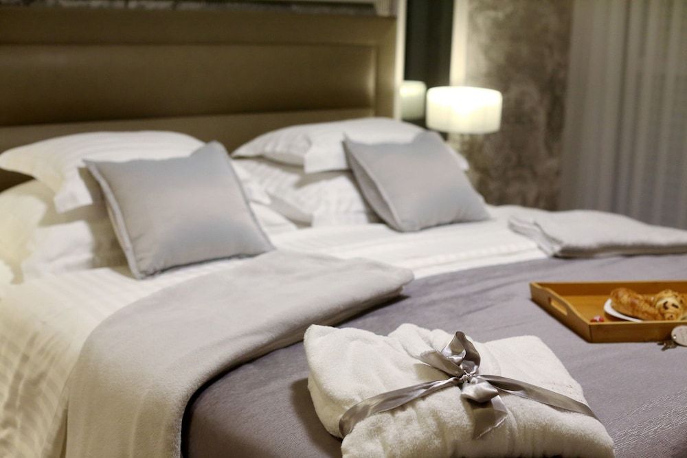 Luxury Rooms Kadena Deluxe Room, 1 Bedroom, SILVER 9