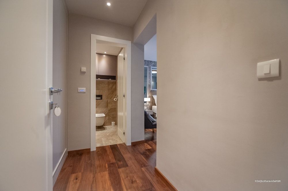 Luxury Rooms Kadena Deluxe Room, 1 Bedroom, SILVER 34