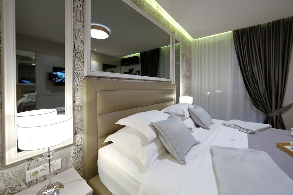 Luxury Rooms Kadena Deluxe Room, 1 Bedroom, SILVER 19